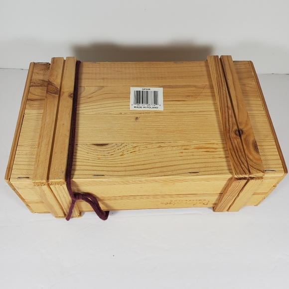 Kurt Adler Polonaise Peanuts Ornaments Snoopy and Lucy in Wood Crate - Picture 15 of 16